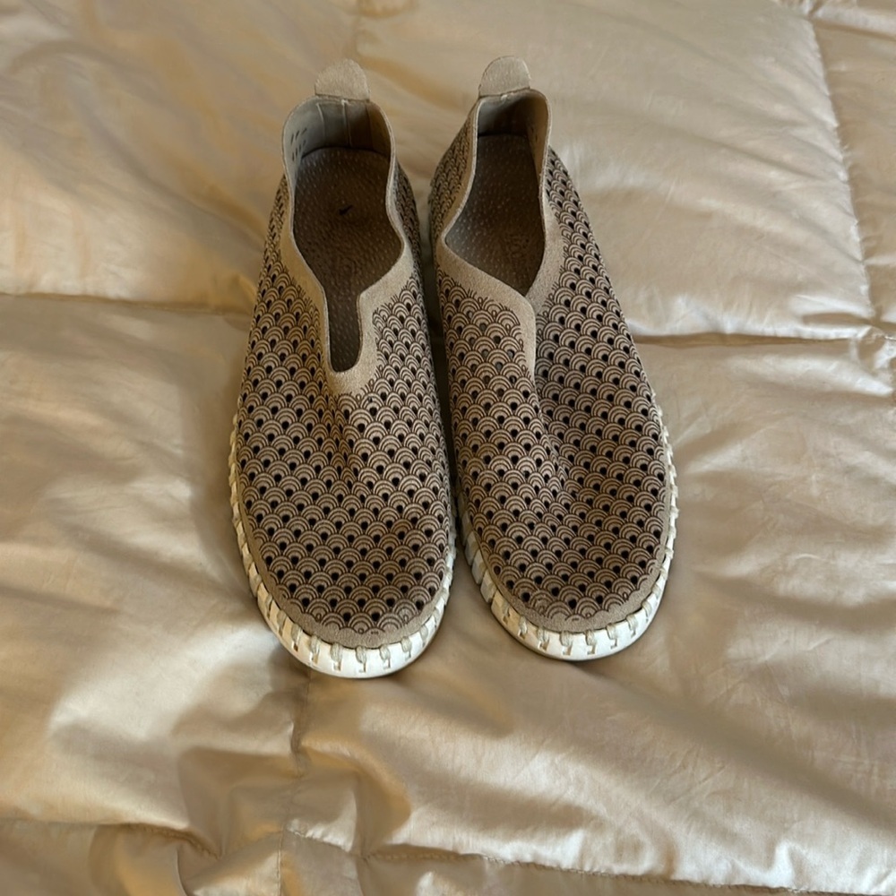 Ilse Jacobson tulip Kahki Size 36  (7) these run big washable